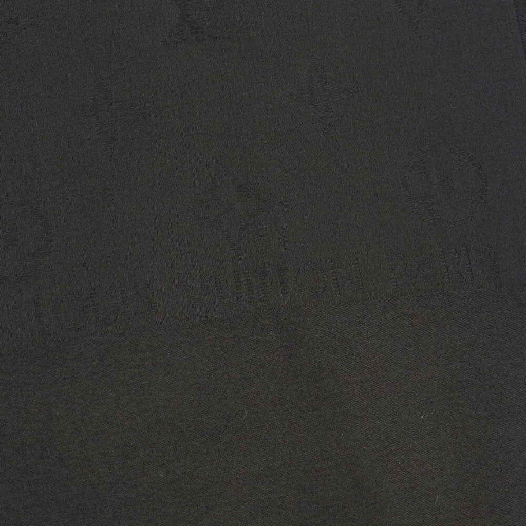 Pre-Owned Louis Vuitton LOUIS VUITTON monogram scarf silk black (Like New)