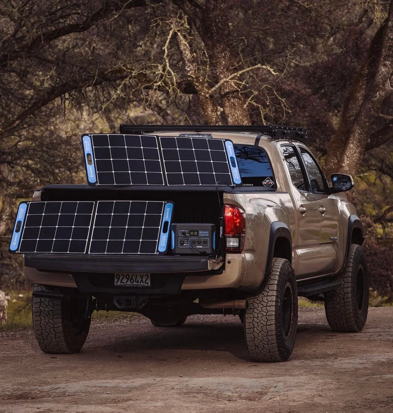 GENEVERSE 100 Watts SolarPower One Monocrystalline Portable Solar Panel with built-in USB-C and USB-A ports