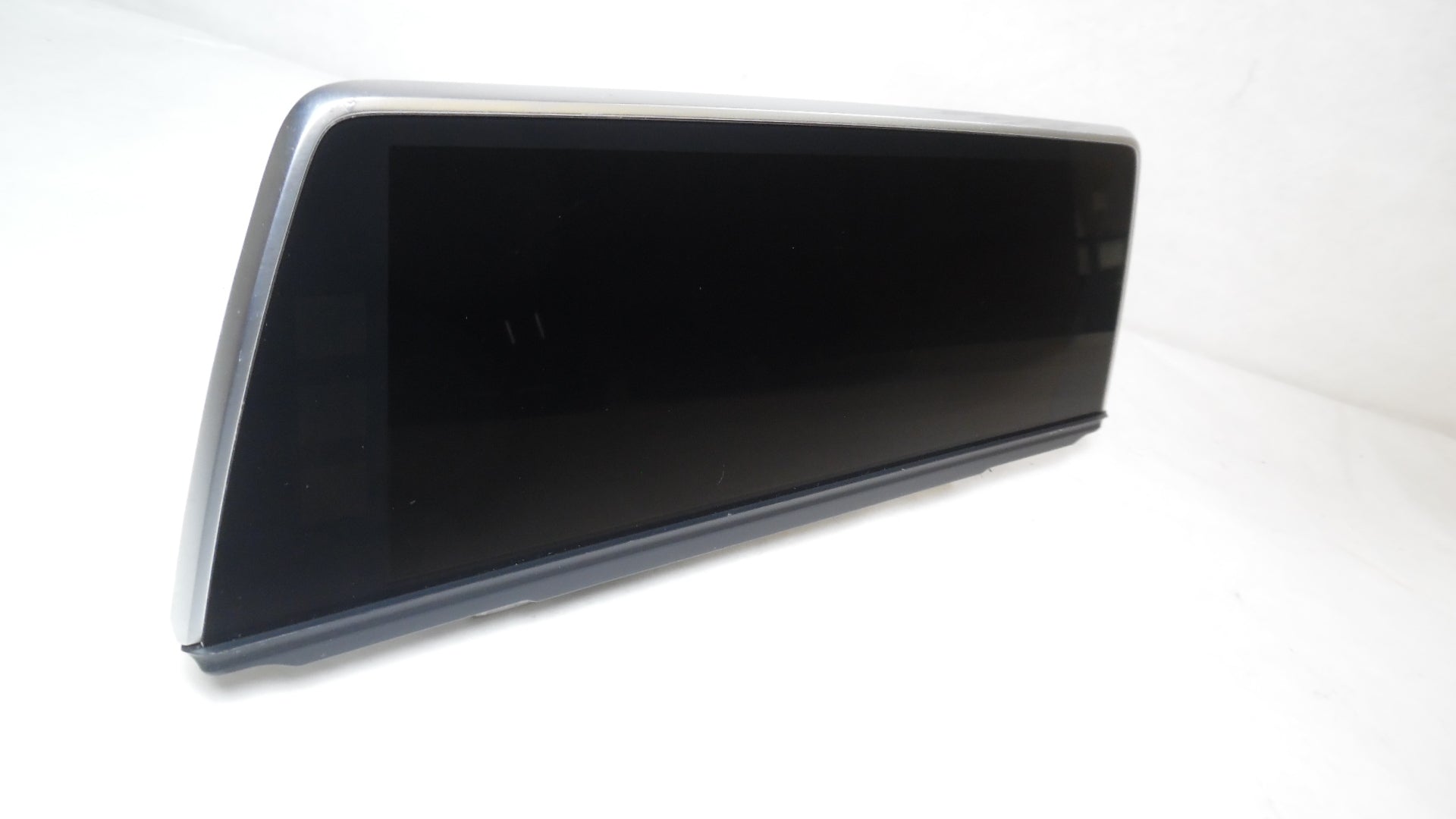 Pre-Owned 2016 2017 BMW 750 Information Display Screen 10.25 LG CID Dash Mounted OEM (Good)