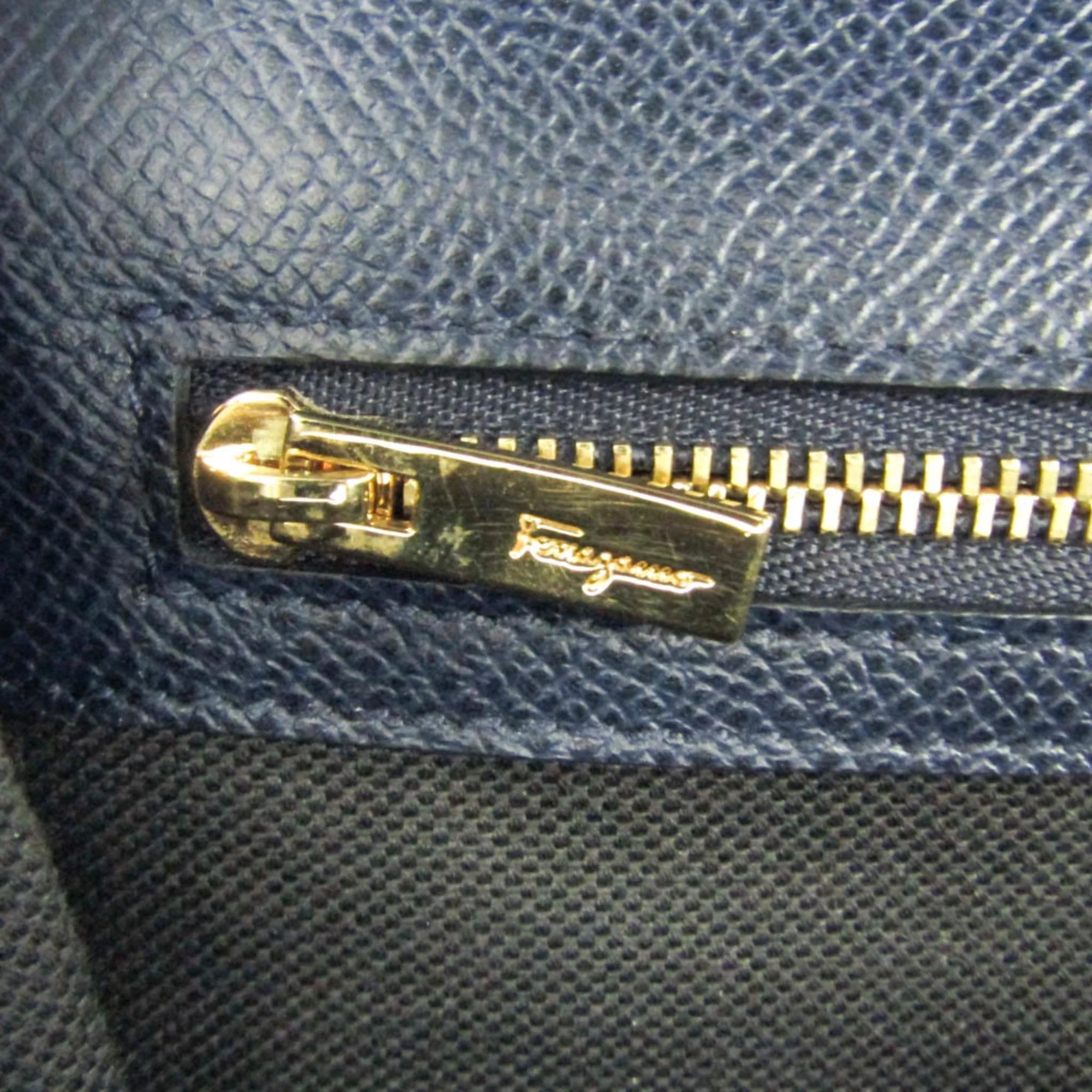 Pre-Owned Salvatore Ferragamo Vara AU-21 0011 Women's Leather Shoulder Bag Navy (Good)
