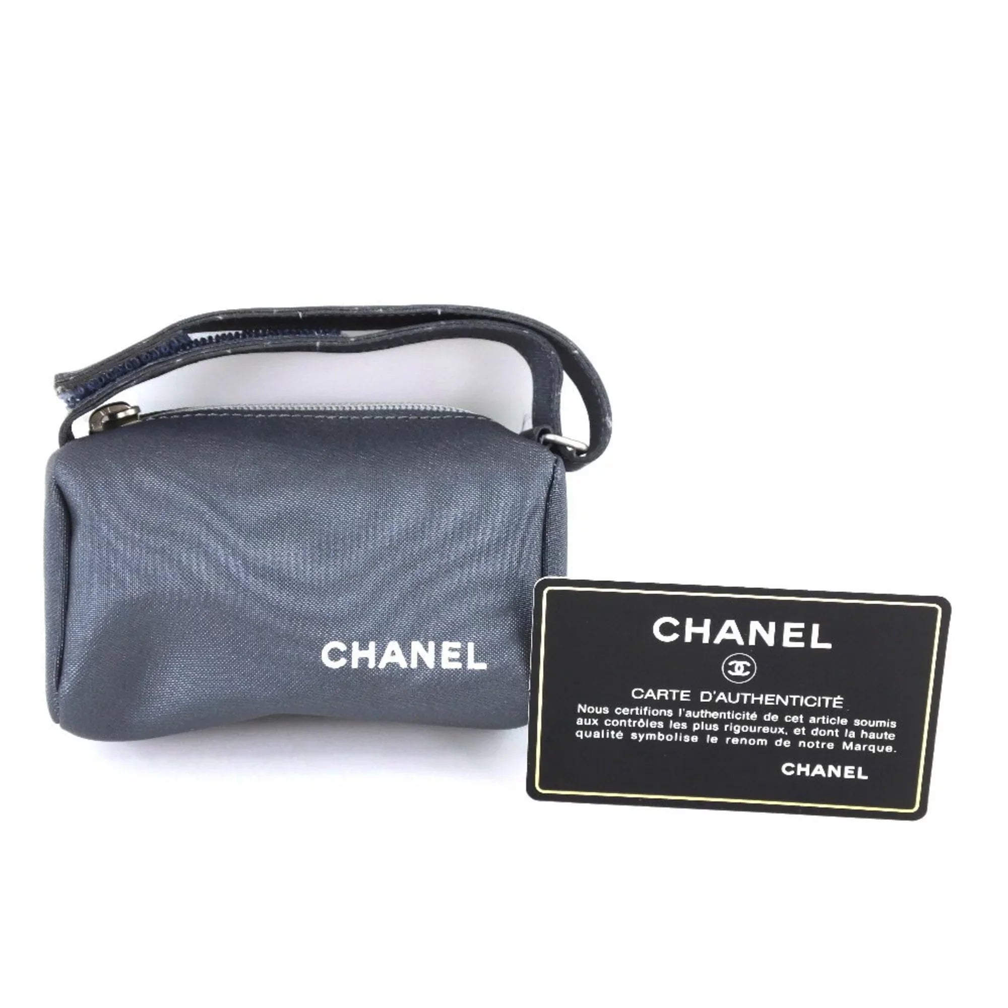 Pre-Owned Chanel Logo Vintage Nylon Gray Ladies Pouch (Fair)