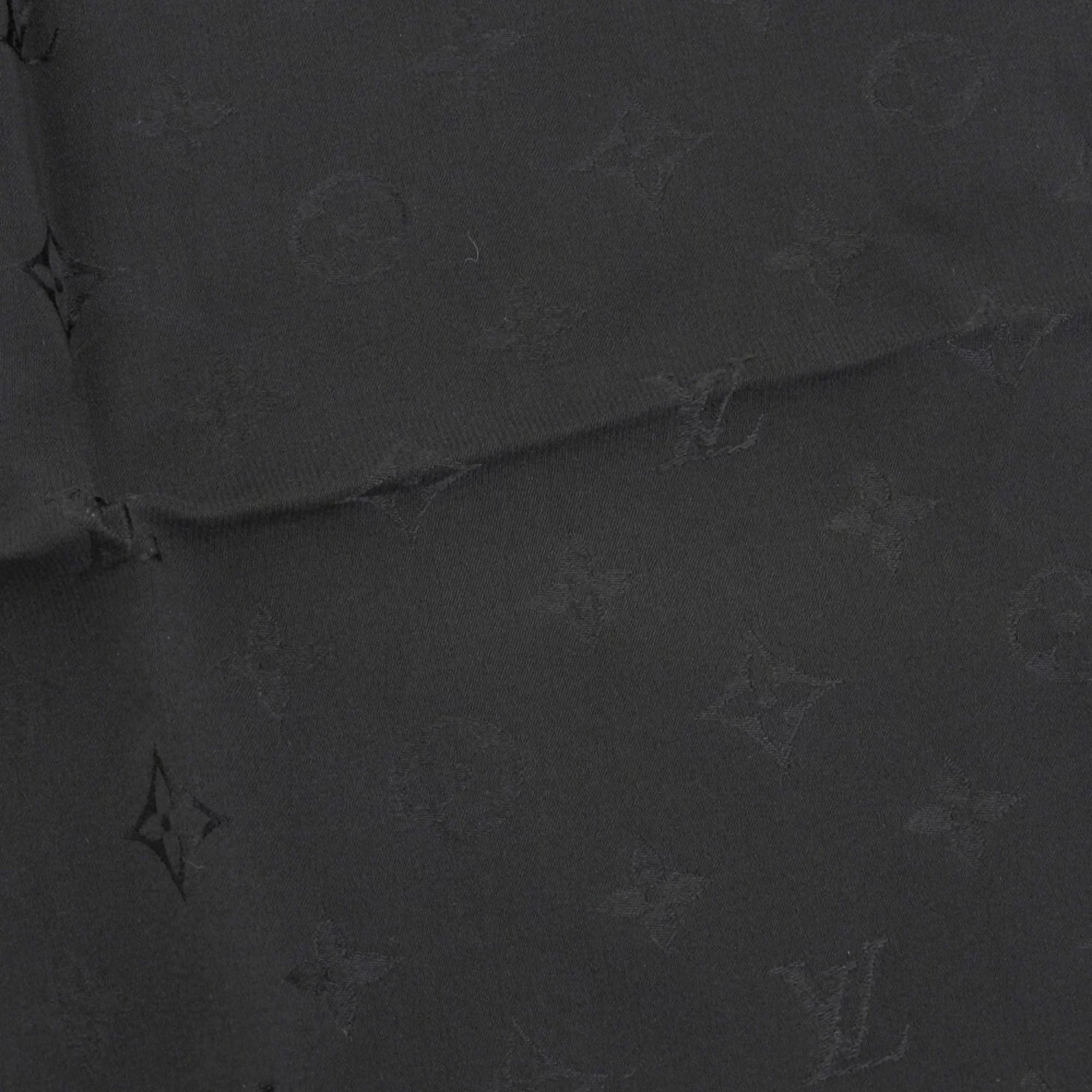 Pre-Owned Louis Vuitton LOUIS VUITTON monogram scarf silk black (Like New)
