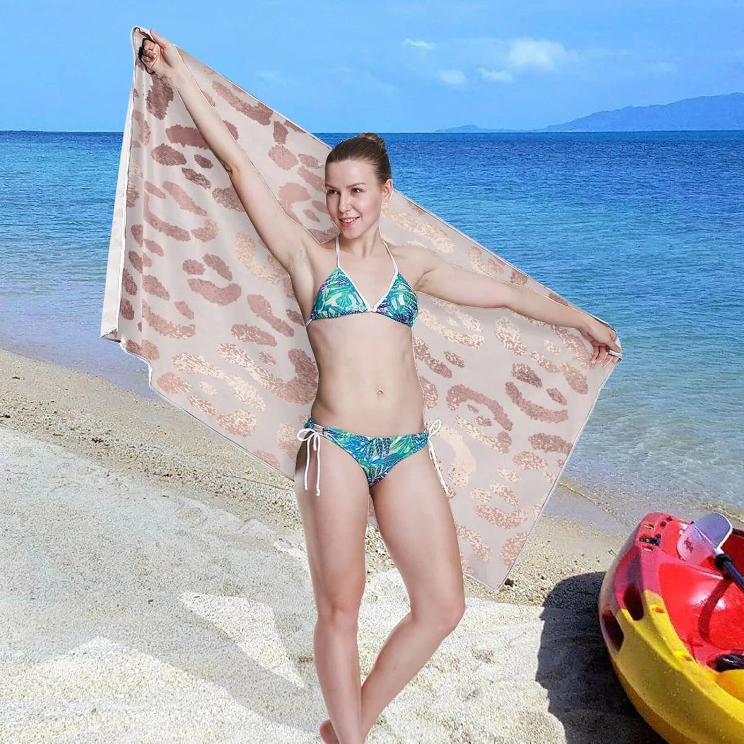 Bestwell Leopard Beach Towel Oversized Towel Blanket, Thin Lightweight Microfiber Sand Free Quick Dry Towel, 30”X60” Multipurpose Pool Bath Yoga Swim Shower Towel