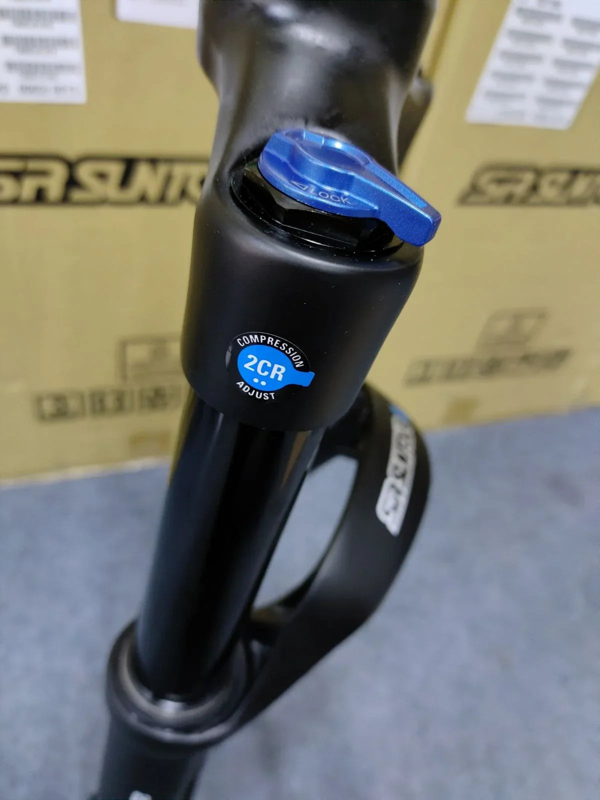 SR SUNTOUR RAIDON34 Bicycle Fork (BOOST: 110X15mm) Tapered 27.5" MTB Air Suspension (Manual) 120mm Travel