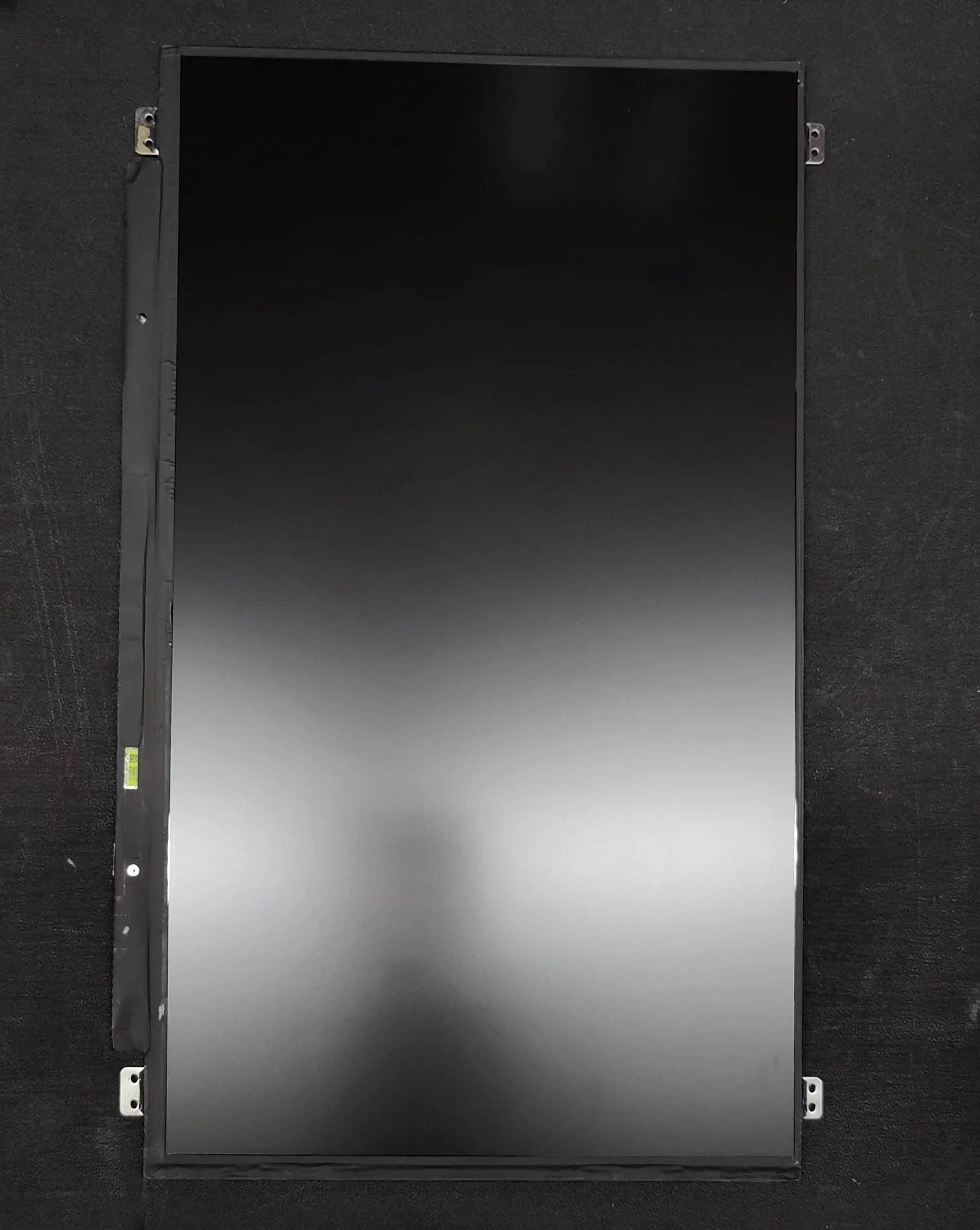 Restored ASUS 15.6-inch Display Panel For P750ZM Gaming Notebook (Refurbished - Like New)