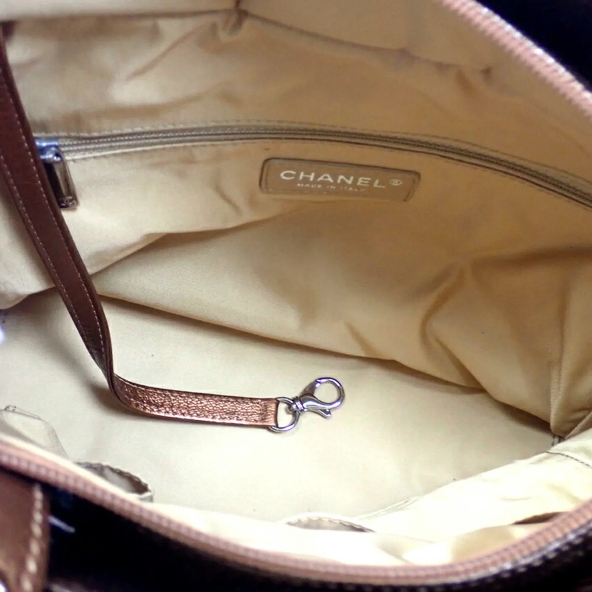 Pre-Owned CHANEL Chanel Paris Biarritz coated canvas hand tote bag (Fair)