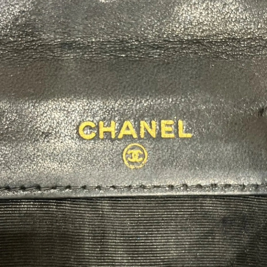 Pre-Owned CHANEL A13496 Bifold Wallet Women's (Fair)