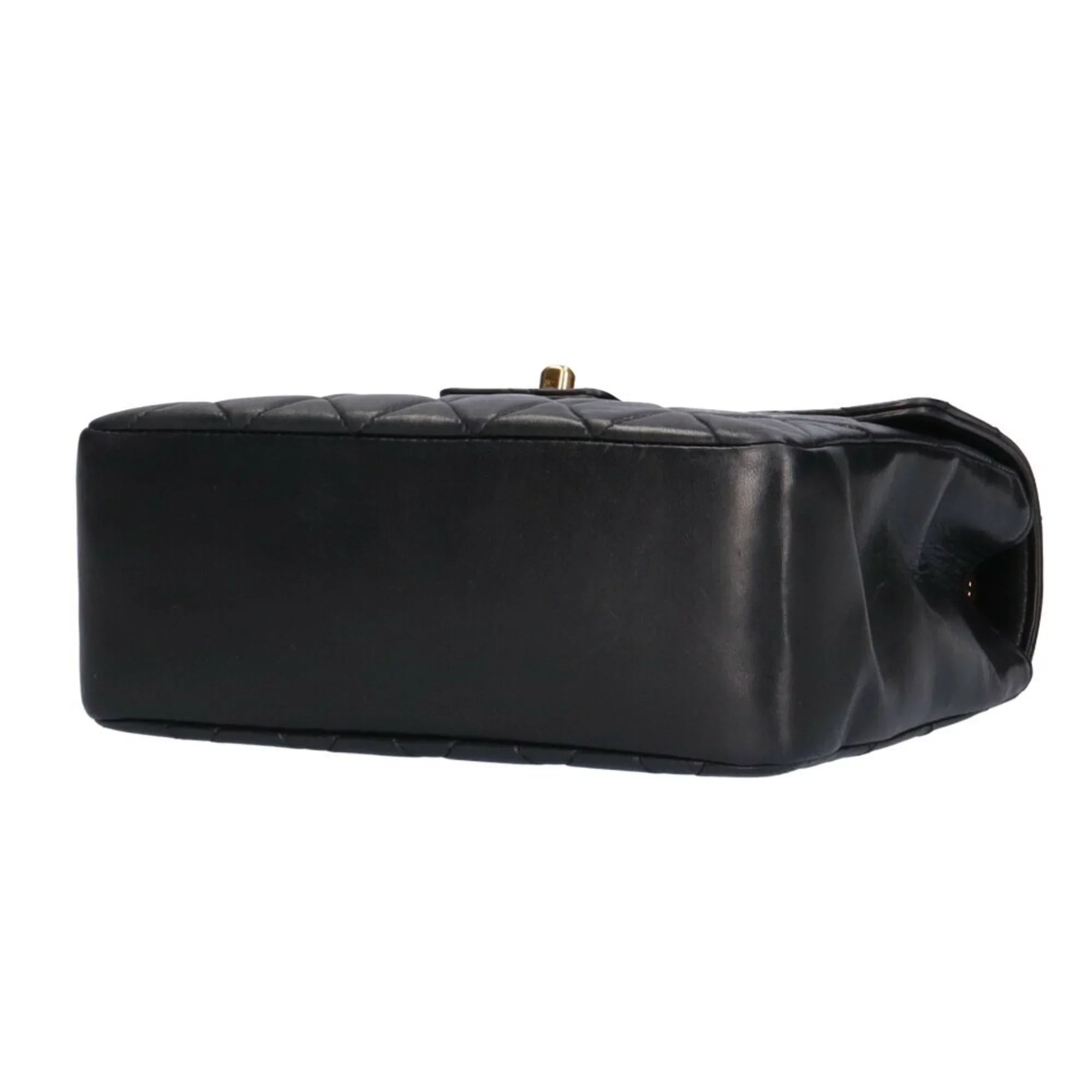 Pre-Owned Chanel matelasse handbag lambskin black ladies CHANEL (Good)